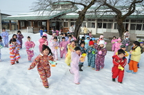 山口児童館で豆まき（2月3日）2